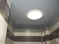 Натяжные потолки в ванной комнате