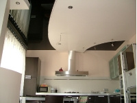 Натяжные потолки на кухне_3