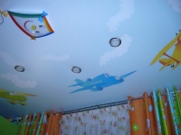 Натяжные потолки в детской комнате_34